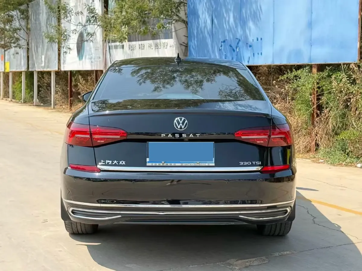 2021 Volkswagen Passat 2.0T 186HP L4 7DCT,autocango,china used car exporter,china ev exporter,chinese used car exporter,chinese used ev exporter