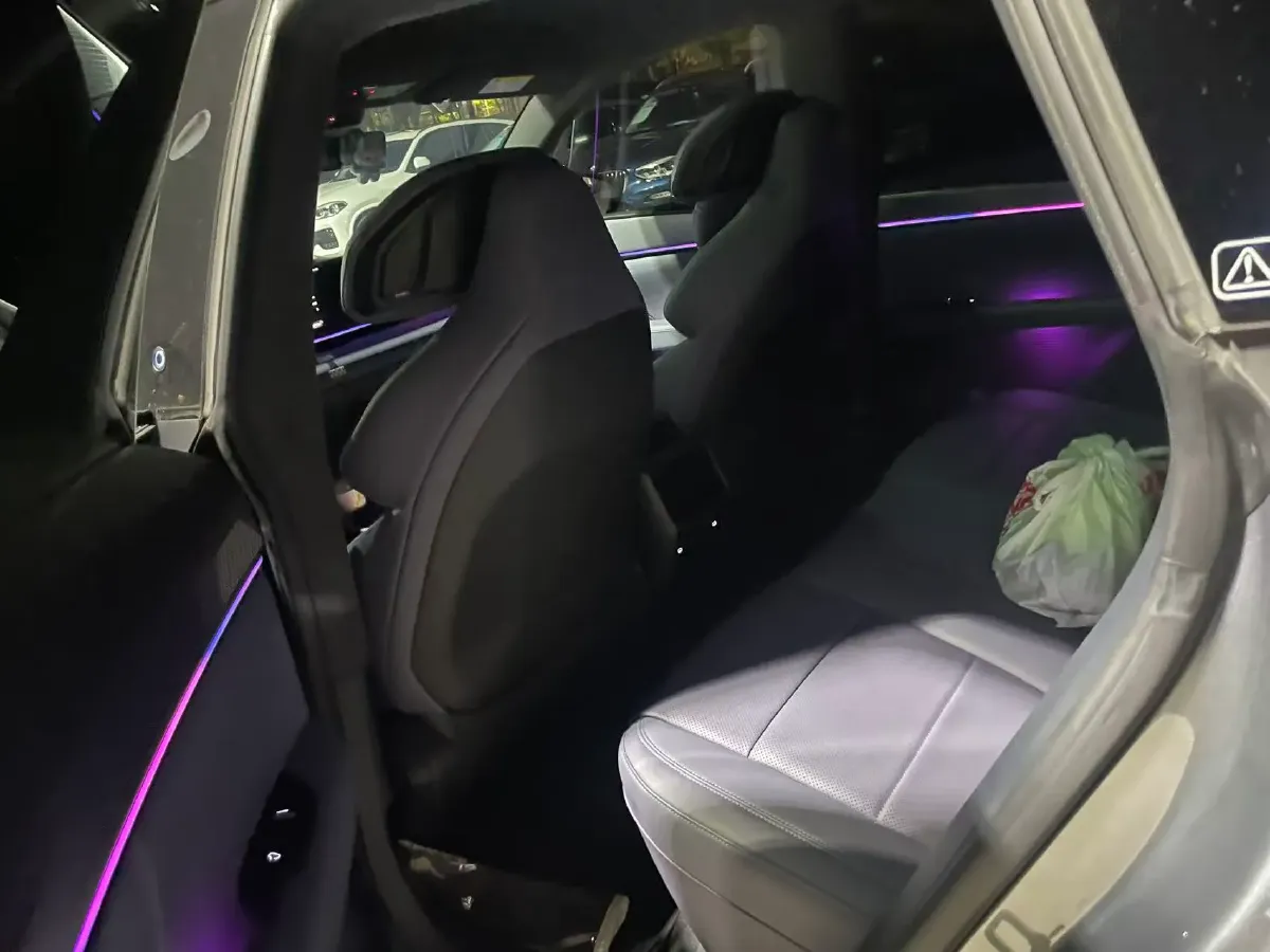 2023 Honda CR-V 2.0L 150HP L4 E-CVT PHEV 17.7KWH,autocango,china used car exporter,china ev exporter,chinese used car exporter,chinese used ev exporter