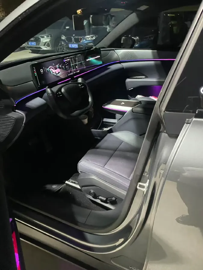 2023 Honda CR-V 2.0L 150HP L4 E-CVT PHEV 17.7KWH,autocango,china used car exporter,china ev exporter,chinese used car exporter,chinese used ev exporter