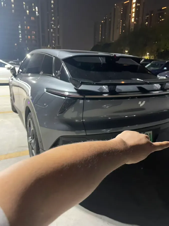 2023 Honda CR-V 2.0L 150HP L4 E-CVT PHEV 17.7KWH,autocango,china used car exporter,china ev exporter,chinese used car exporter,chinese used ev exporter