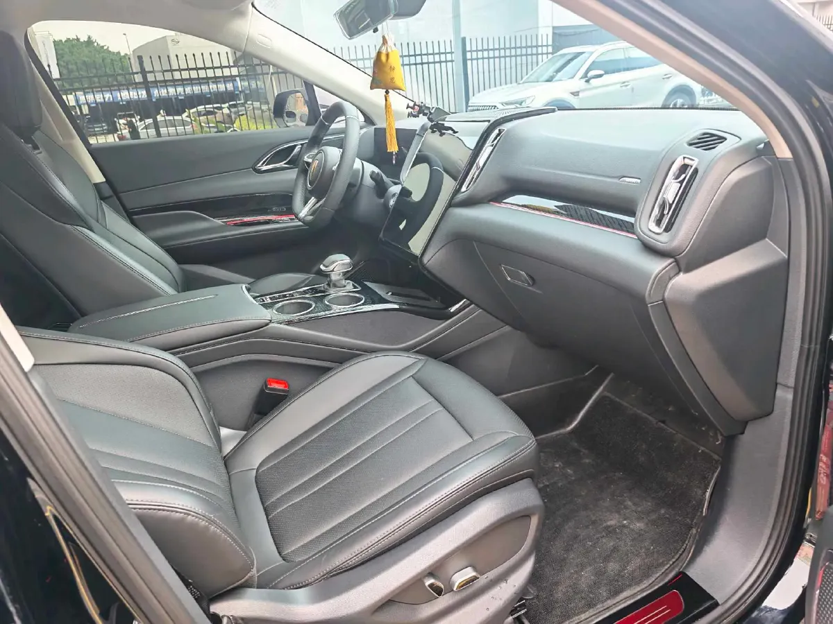 2024 HongQi HS3 1.5T 169HP L4 7DCT,autocango,china used car exporter,china ev exporter,chinese used car exporter,chinese used ev exporter