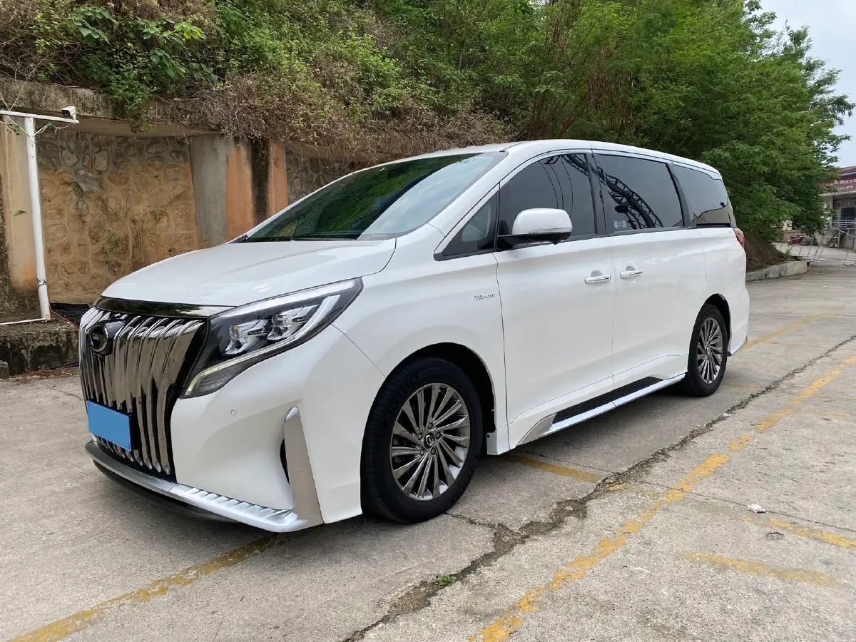 2021 GAC Trumpchi M8 2.0T 252HP L4 8AT,autocango,china used car exporter,china ev exporter,chinese used car exporter,chinese used ev exporter