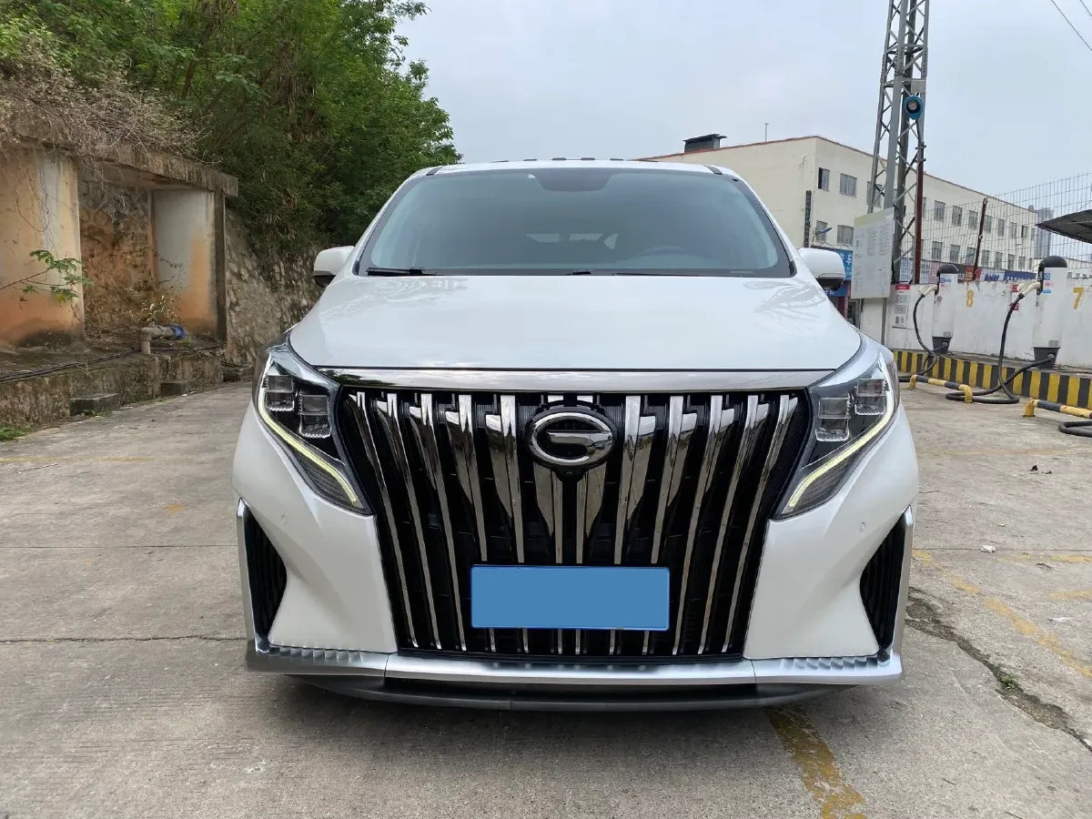 2021 GAC Trumpchi M8 2.0T 252HP L4 8AT,autocango,china used car exporter,china ev exporter,chinese used car exporter,chinese used ev exporter