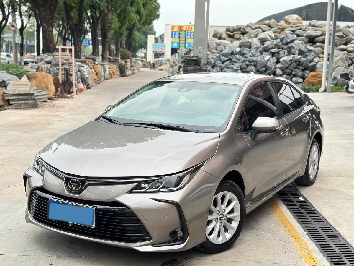 2021 Toyota Corolla 1.2T 116HP L4 CVT,autocango,china used car exporter,china ev exporter,chinese used car exporter,chinese used ev exporter