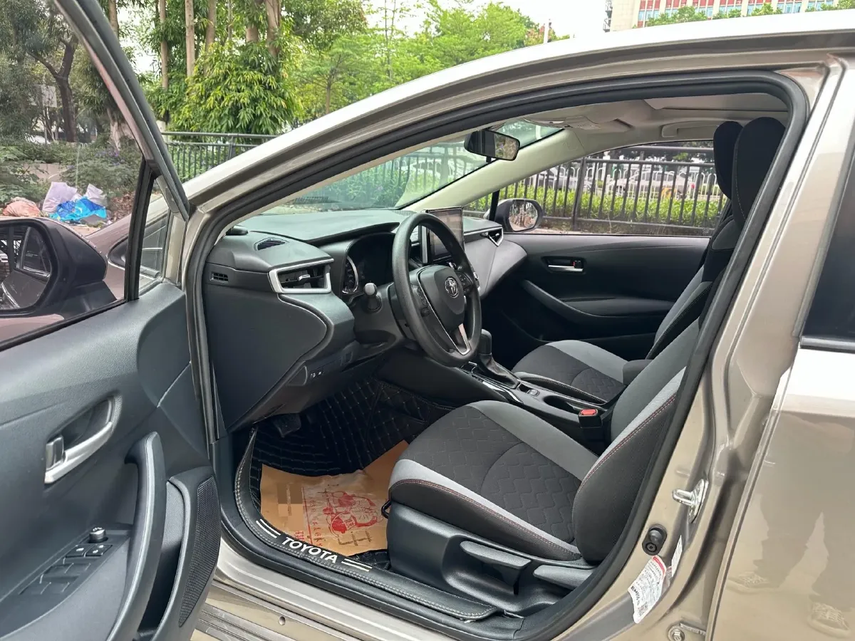 2021 Toyota Corolla 1.2T 116HP L4 CVT,autocango,china used car exporter,china ev exporter,chinese used car exporter,chinese used ev exporter