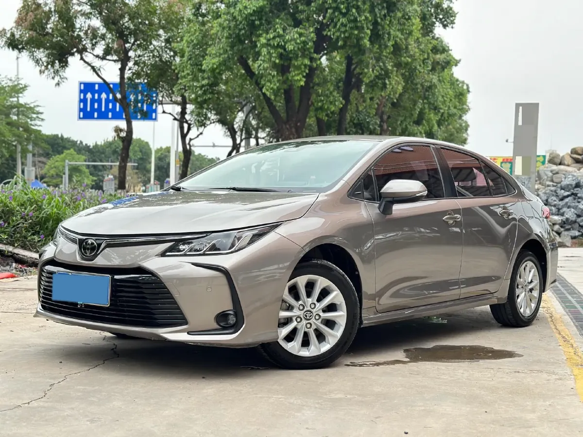 2021 Toyota Corolla 1.2T 116HP L4 CVT,autocango,china used car exporter,china ev exporter,chinese used car exporter,chinese used ev exporter
