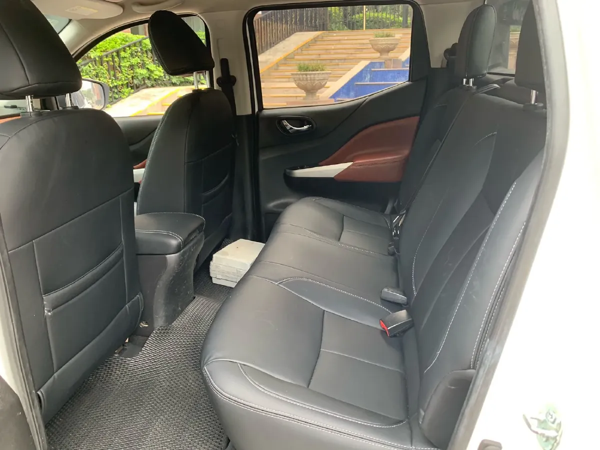 2020 Dongfeng RuiQi 6 2.4L 158HP L4 5MT,autocango,china used car exporter,china ev exporter,chinese used car exporter,chinese used ev exporter