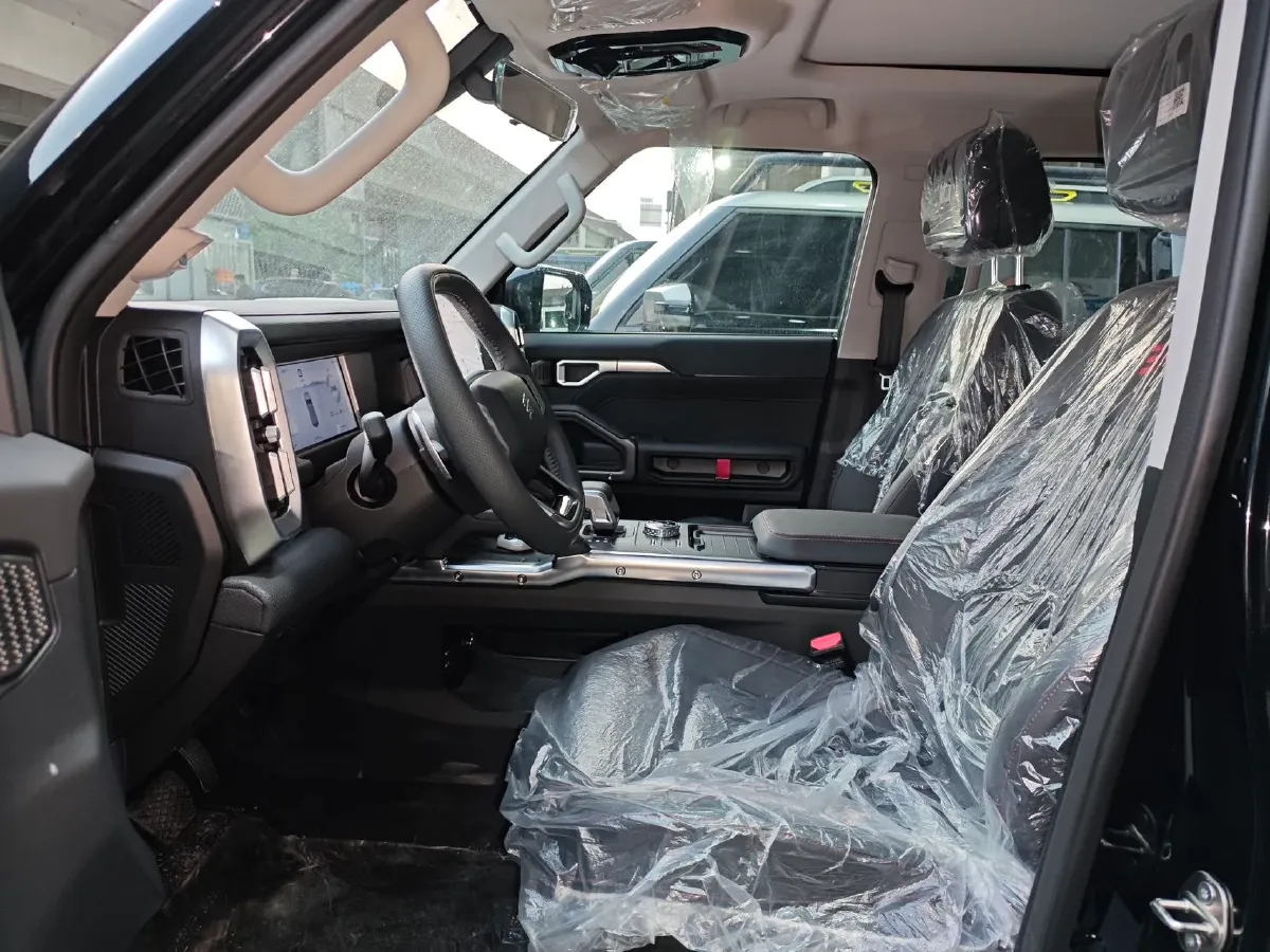 2025 Jetour Traveller 1.5T 184HP L4 7DCT,autocango,china used car exporter,china ev exporter,chinese used car exporter,chinese used ev exporter