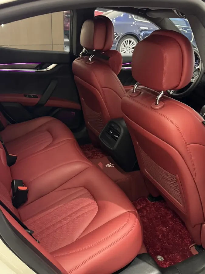 2018 Maserati Ghibli 3.0T 350HP V6 8AT,autocango,china used car exporter,china ev exporter,chinese used car exporter,chinese used ev exporter