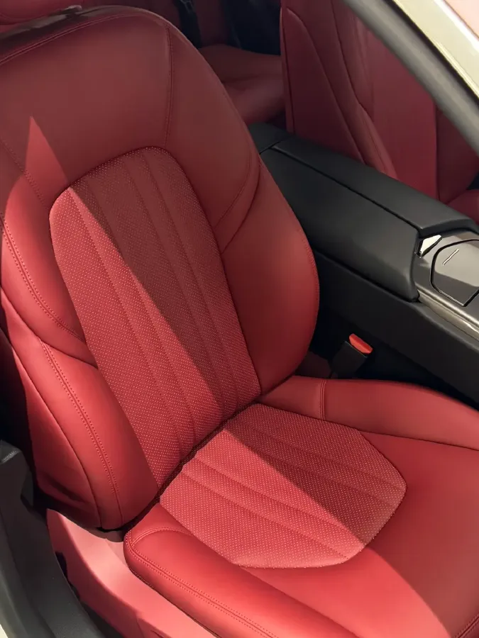 2018 Maserati Ghibli 3.0T 350HP V6 8AT,autocango,china used car exporter,china ev exporter,chinese used car exporter,chinese used ev exporter