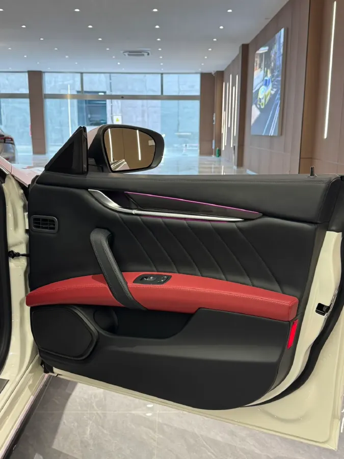 2018 Maserati Ghibli 3.0T 350HP V6 8AT,autocango,china used car exporter,china ev exporter,chinese used car exporter,chinese used ev exporter