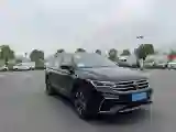 2025 Volkswagen Tiguan L 2.0T 186HP L4 7DCT