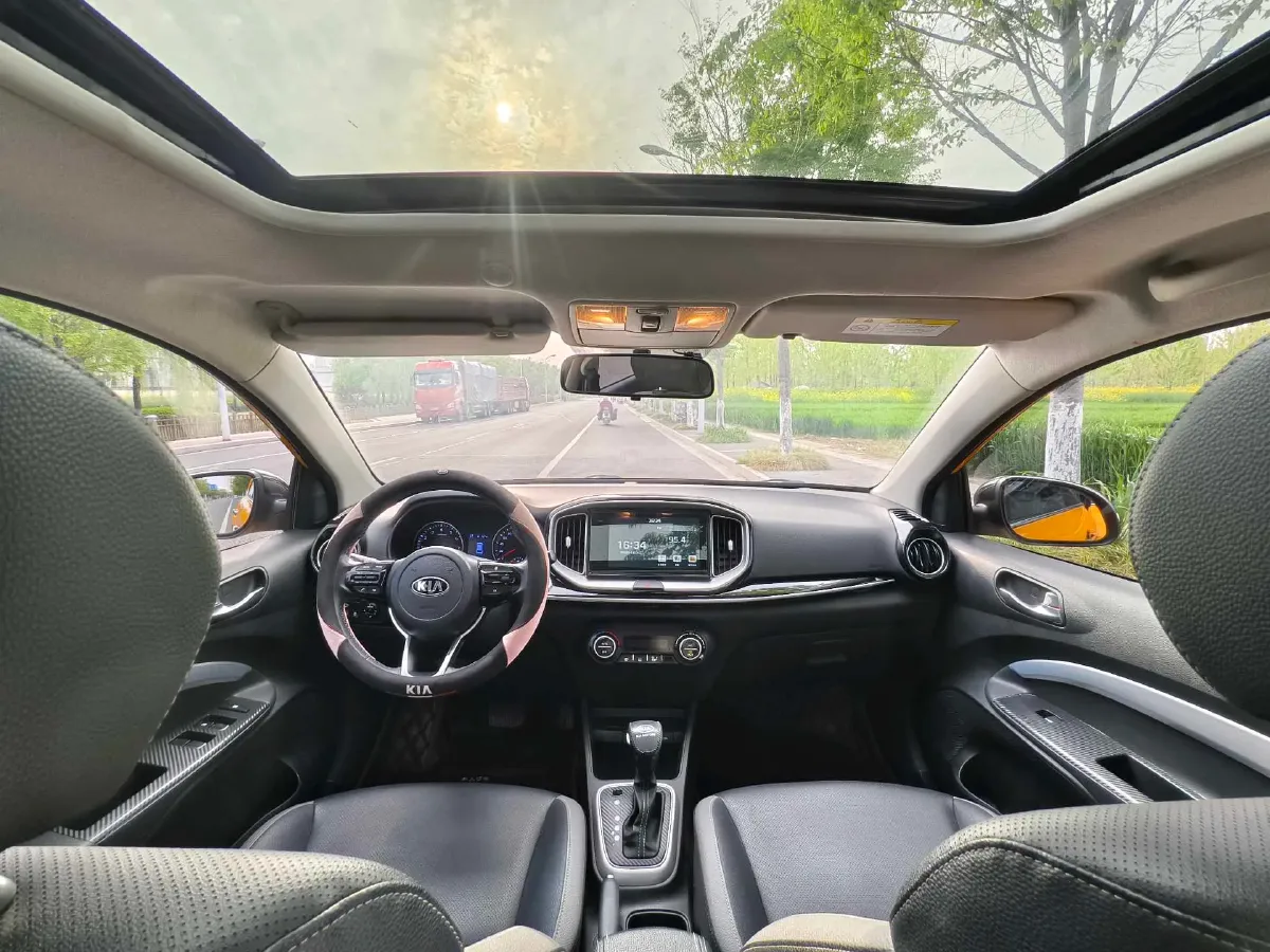 2021 Kia KX1 1.4L 100HP L4 6AT,autocango,china used car exporter,china ev exporter,chinese used car exporter,chinese used ev exporter