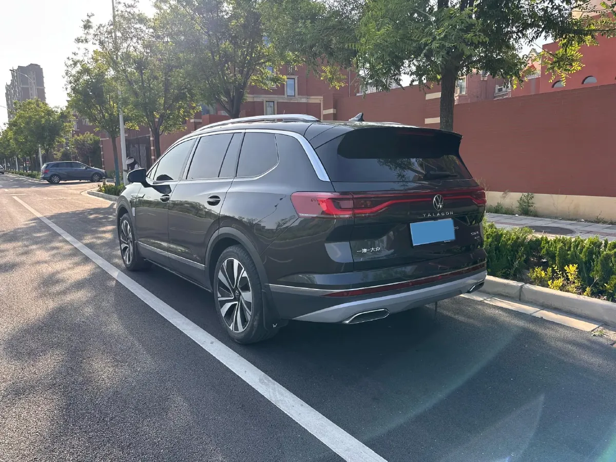 2023 Volkswagen Talagon 2.0T 220HP L4 7DCT,autocango,china used car exporter,china ev exporter,chinese used car exporter,chinese used ev exporter