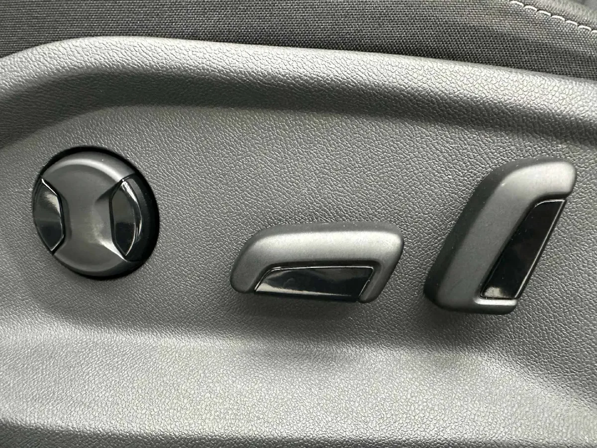 2022 Volkswagen T-Roc 1.4T 150HP L4 7DCT,autocango,china used car exporter,china ev exporter,chinese used car exporter,chinese used ev exporter