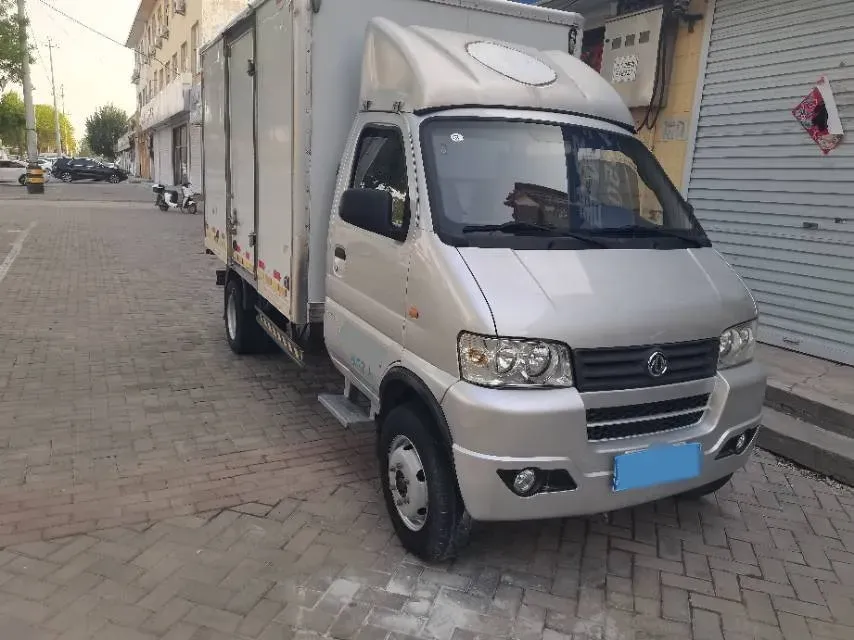 2017 DongFeng Forthing Joyear X5 1.6L 122HP L4 5MT,autocango,china used car exporter,china ev exporter,chinese used car exporter,chinese used ev exporter