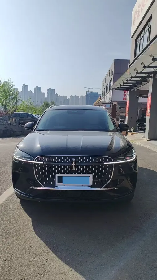 2023 Lincoln Corsair 2.0T 261HP L4 8AT,autocango,china used car exporter,china ev exporter,chinese used car exporter,chinese used ev exporter