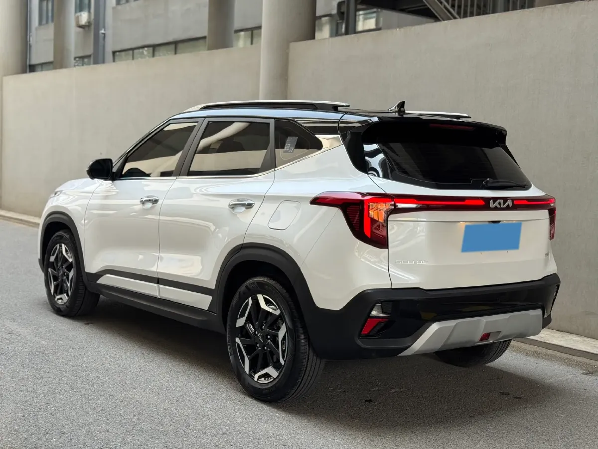 2023 Kia Seltos 1.5L 115HP L4 CVT,autocango,china used car exporter,china ev exporter,chinese used car exporter,chinese used ev exporter