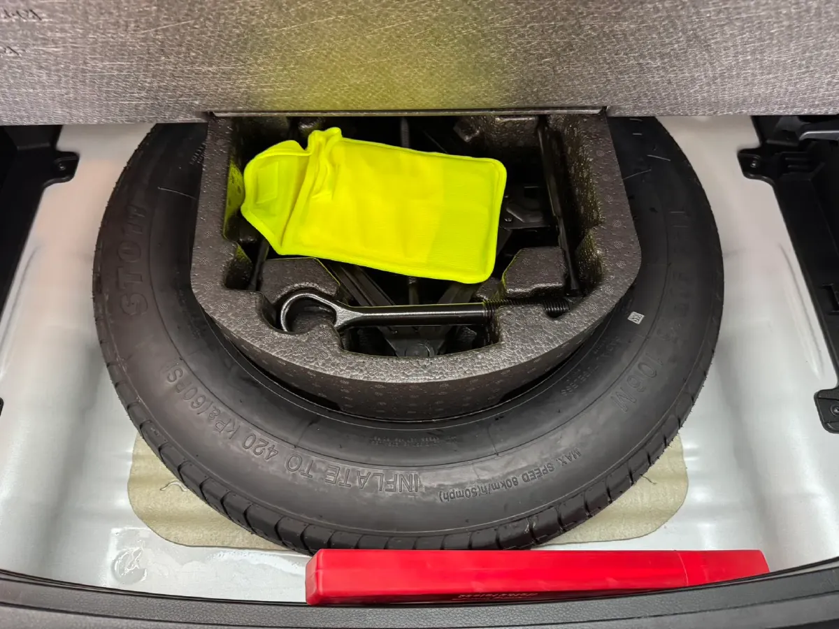 2023 Kia Seltos 1.5L 115HP L4 CVT,autocango,china used car exporter,china ev exporter,chinese used car exporter,chinese used ev exporter