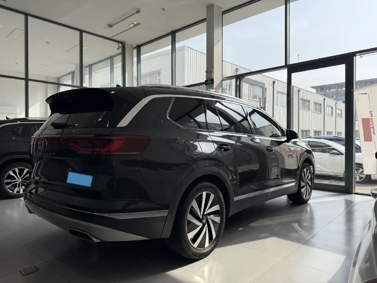 2022 Volkswagen Talagon 2.0T 220HP L4 7DCT,autocango,china used car exporter,china ev exporter,chinese used car exporter,chinese used ev exporter