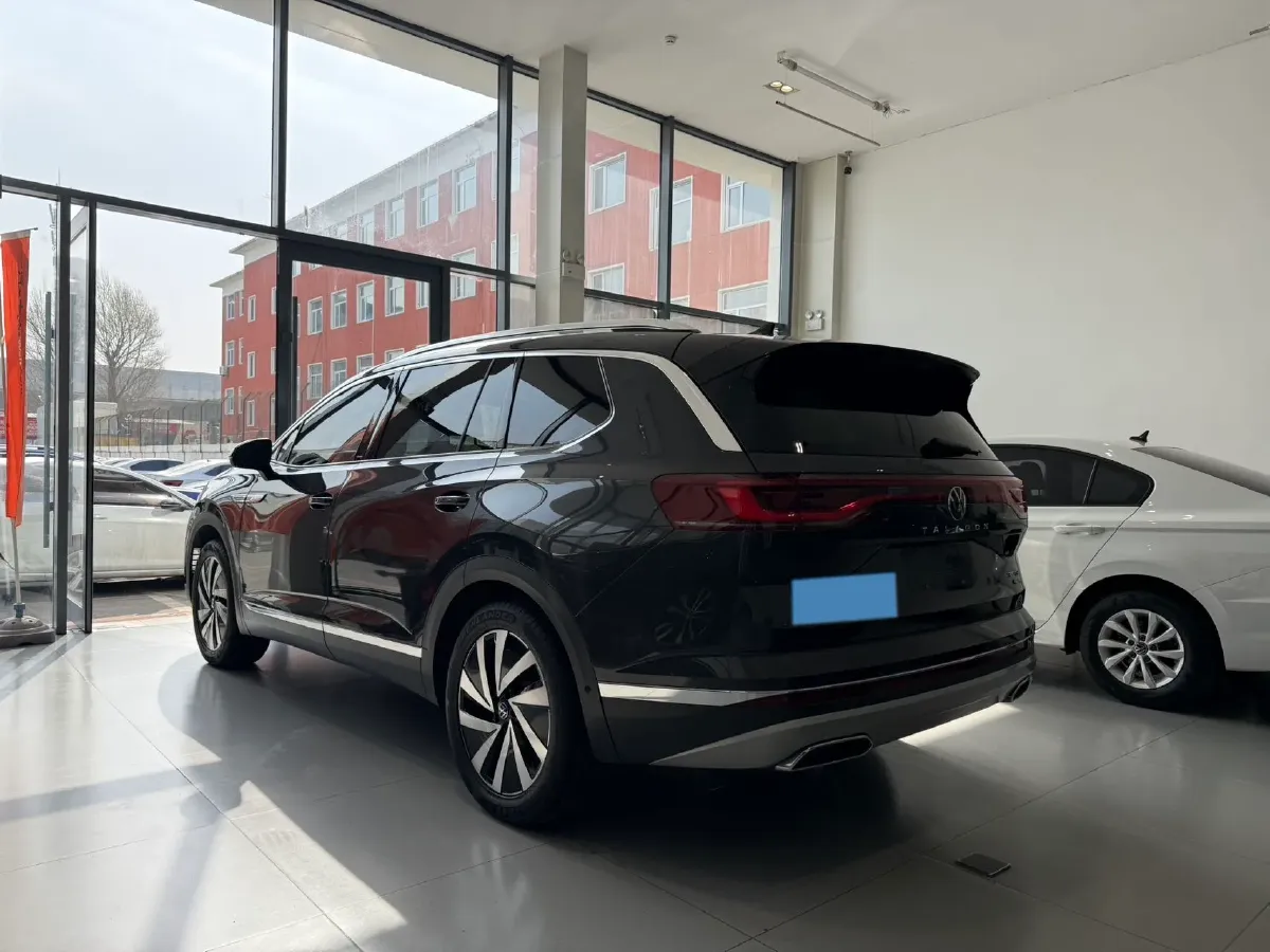 2022 Volkswagen Talagon 2.0T 220HP L4 7DCT,autocango,china used car exporter,china ev exporter,chinese used car exporter,chinese used ev exporter
