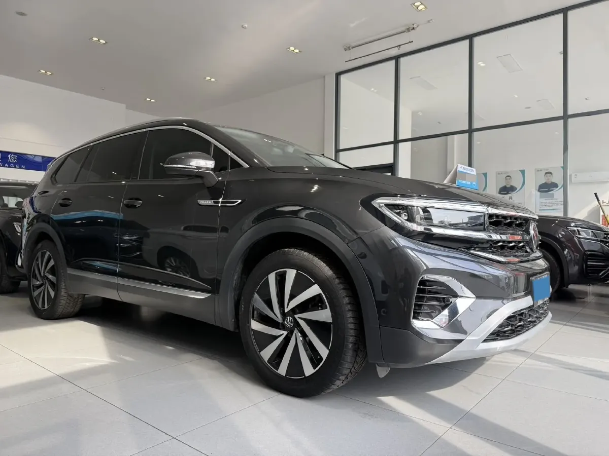 2022 Volkswagen Talagon 2.0T 220HP L4 7DCT,autocango,china used car exporter,china ev exporter,chinese used car exporter,chinese used ev exporter