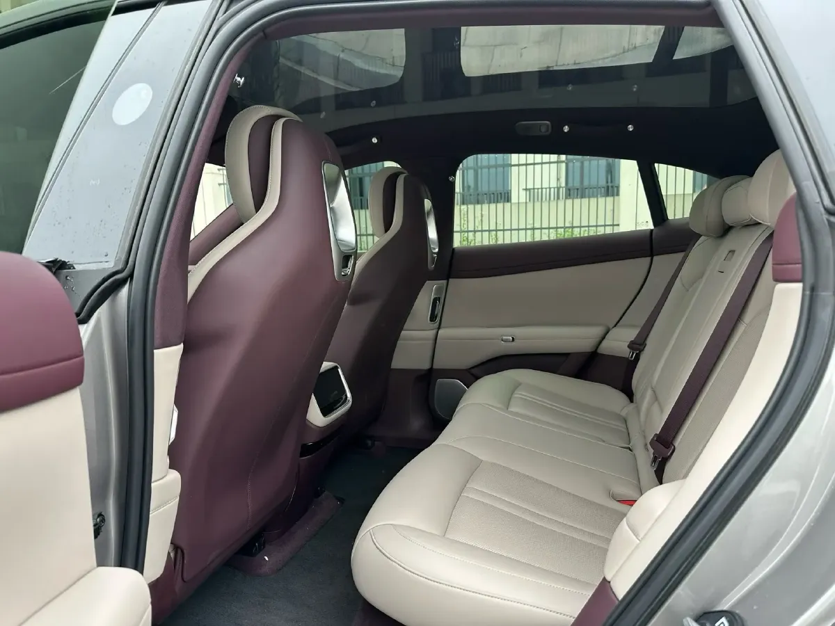 2025 MI YU7 BEV 96.3KWH,autocango,china used car exporter,china ev exporter,chinese used car exporter,chinese used ev exporter