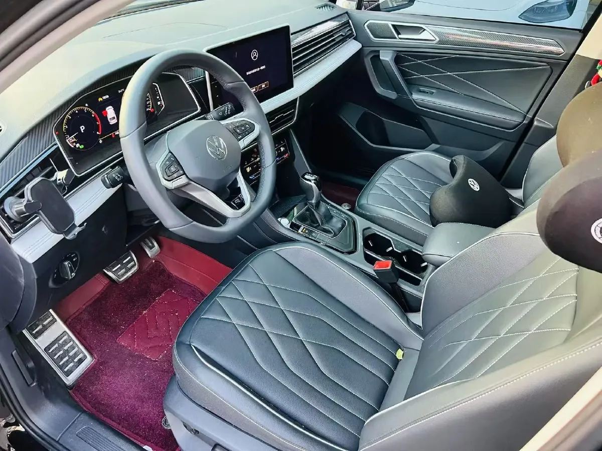 2024 Volkswagen Tiguan L 2.0T 186HP L4 7DCT,autocango,china used car exporter,china ev exporter,chinese used car exporter,chinese used ev exporter