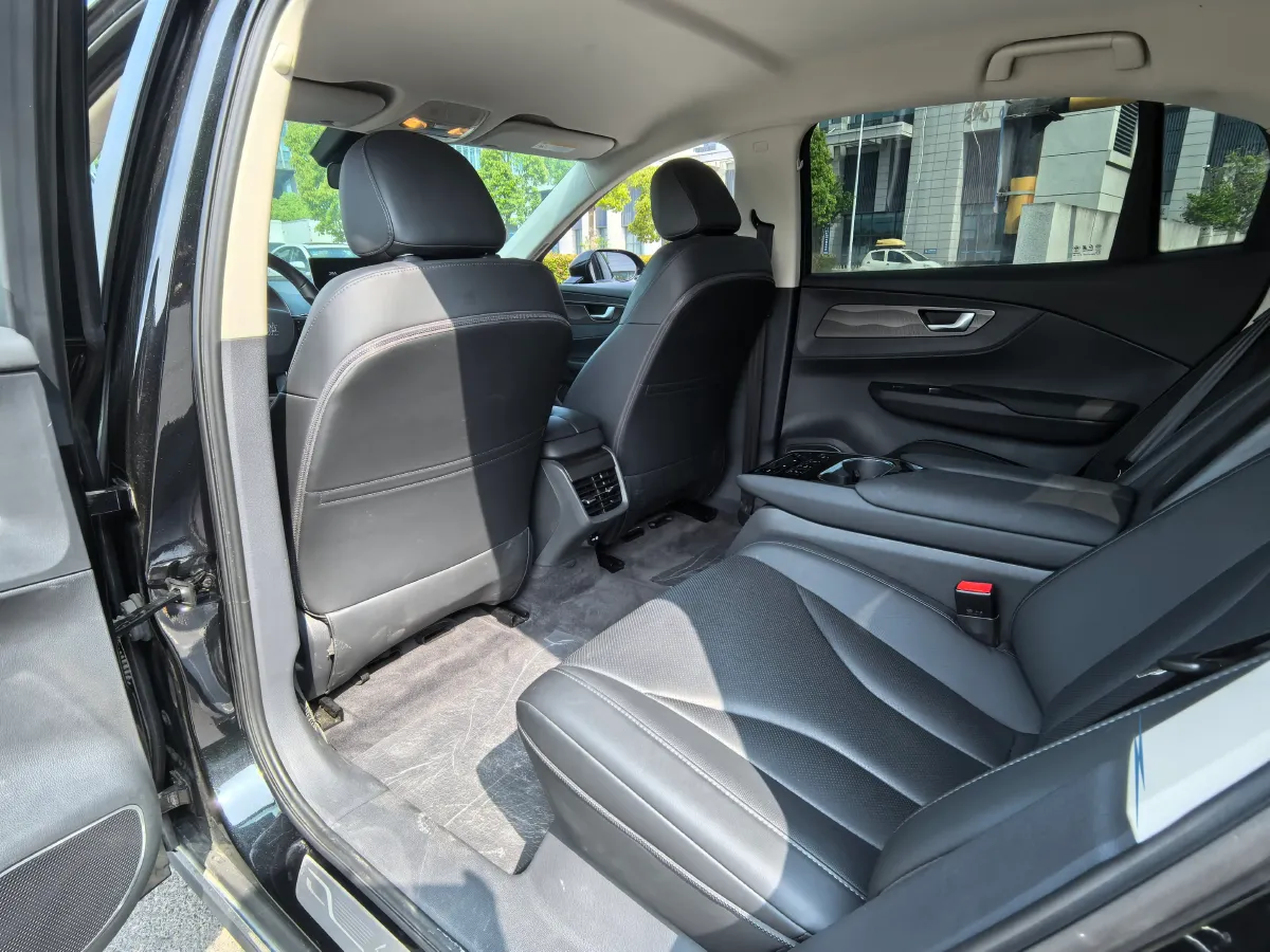 2021 HongQi E-QM5 BEV 54KWH,autocango,china used car exporter,china ev exporter,chinese used car exporter,chinese used ev exporter