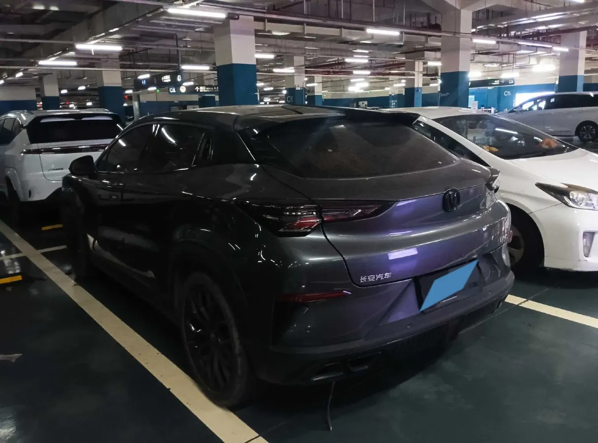 2022 ChangAn UNI-T 2.0T 233HP L4 8AT,autocango,china used car exporter,china ev exporter,chinese used car exporter,chinese used ev exporter