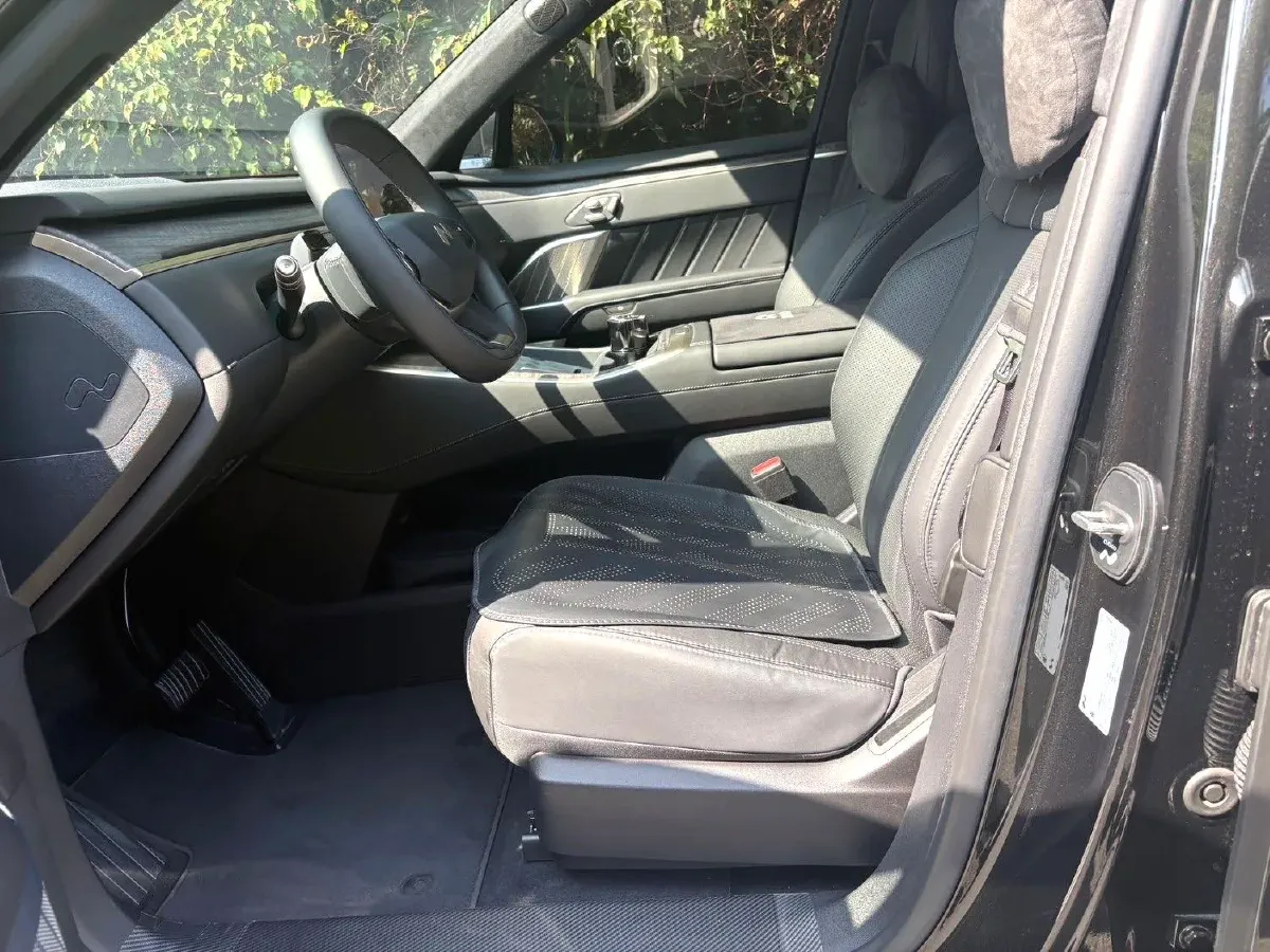 2025 ONVO L90 BEV,autocango,china used car exporter,china ev exporter,chinese used car exporter,chinese used ev exporter