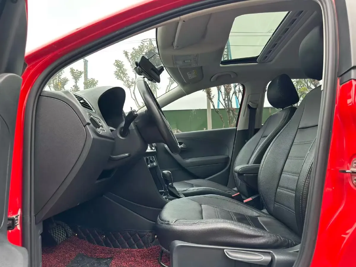 2016 Volkswagen Polo 1.6L 110HP L4 6AT,autocango,china used car exporter,china ev exporter,chinese used car exporter,chinese used ev exporter