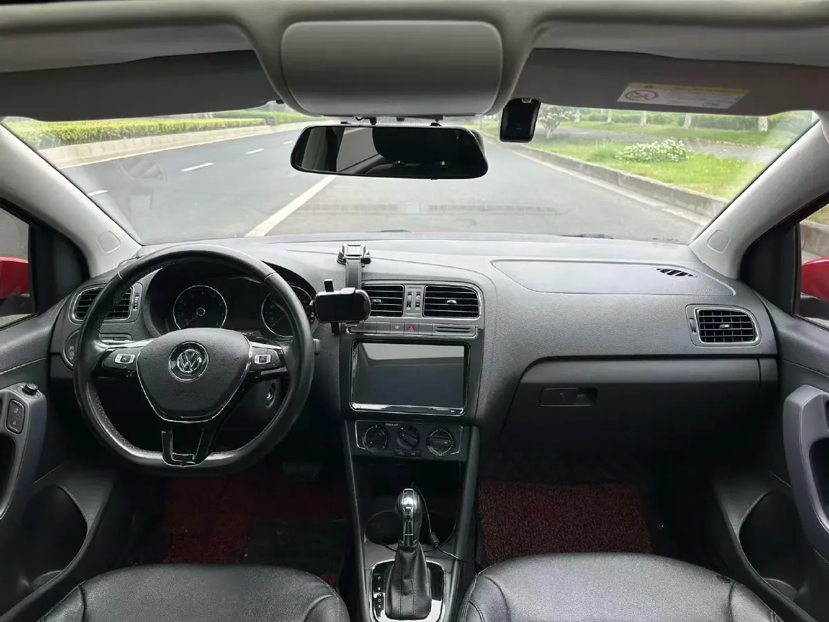 2016 Volkswagen Polo 1.6L 110HP L4 6AT,autocango,china used car exporter,china ev exporter,chinese used car exporter,chinese used ev exporter