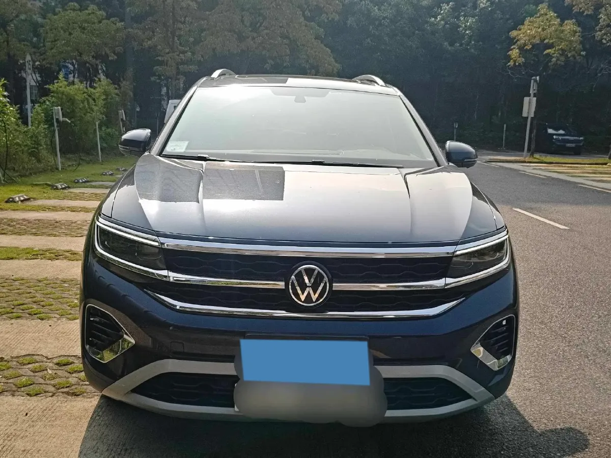 2021 Volkswagen Talagon 2.0T 186HP L4 7DCT,autocango,china used car exporter,china ev exporter,chinese used car exporter,chinese used ev exporter