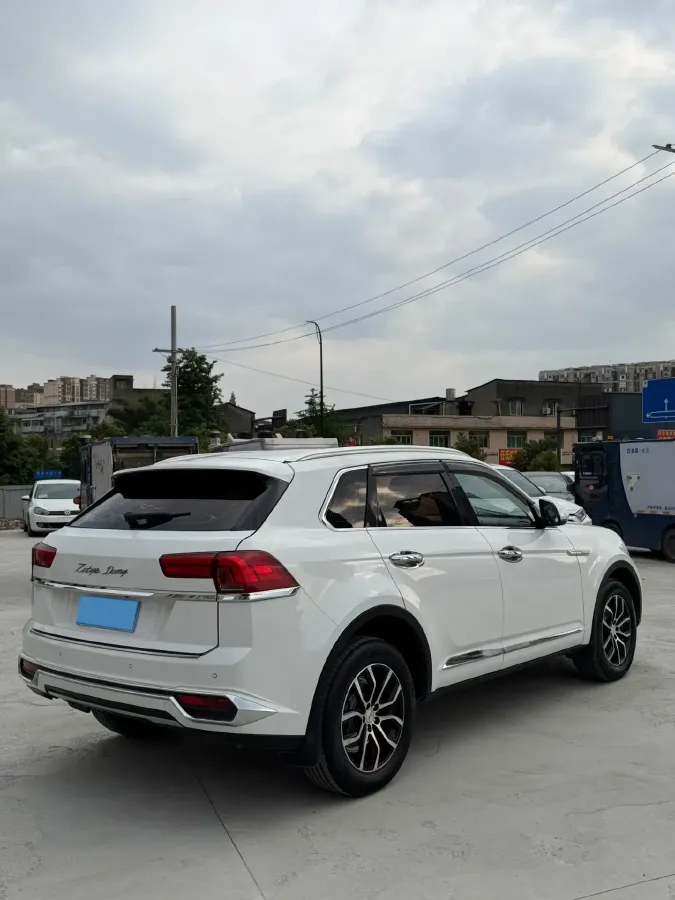 2017 Zotye Damy X7 1.5T 162HP L4 5MT,autocango,china used car exporter,china ev exporter,chinese used car exporter,chinese used ev exporter