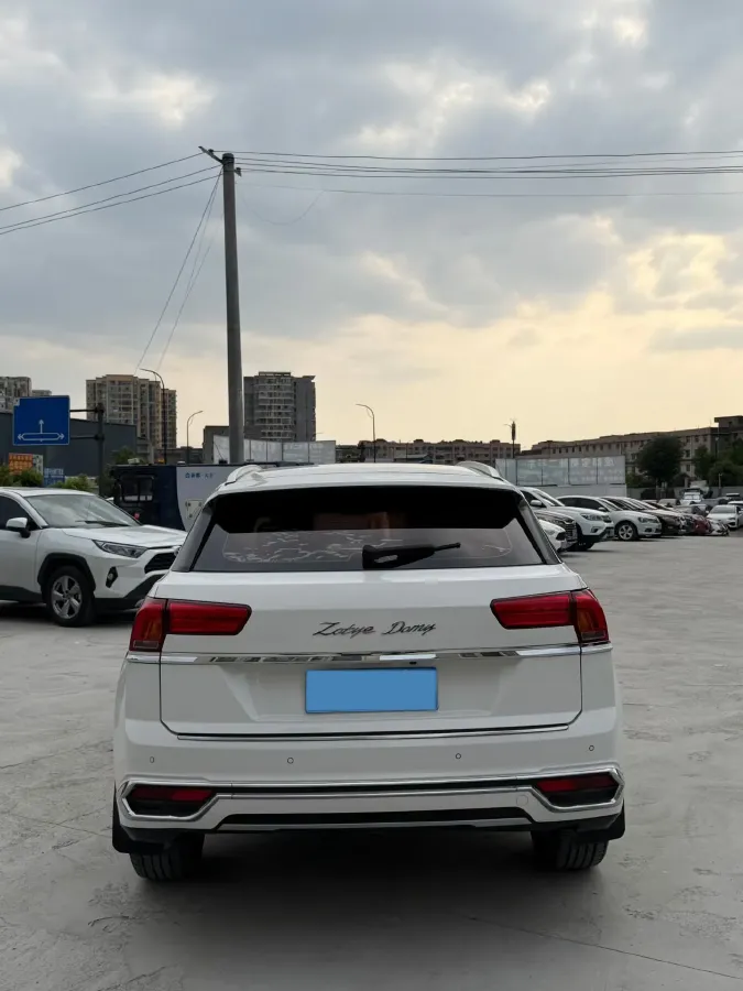 2017 Zotye Damy X7 1.5T 162HP L4 5MT,autocango,china used car exporter,china ev exporter,chinese used car exporter,chinese used ev exporter