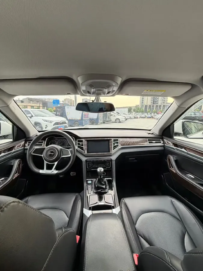 2017 Zotye Damy X7 1.5T 162HP L4 5MT,autocango,china used car exporter,china ev exporter,chinese used car exporter,chinese used ev exporter