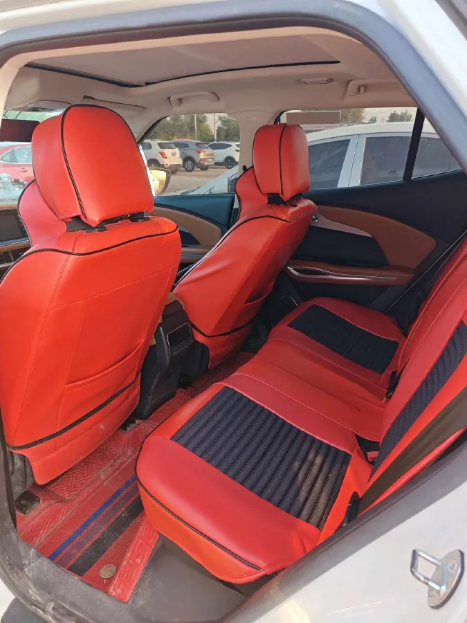 2017 Zotye T300 1.5T 144HP L4 CVT,autocango,china used car exporter,china ev exporter,chinese used car exporter,chinese used ev exporter