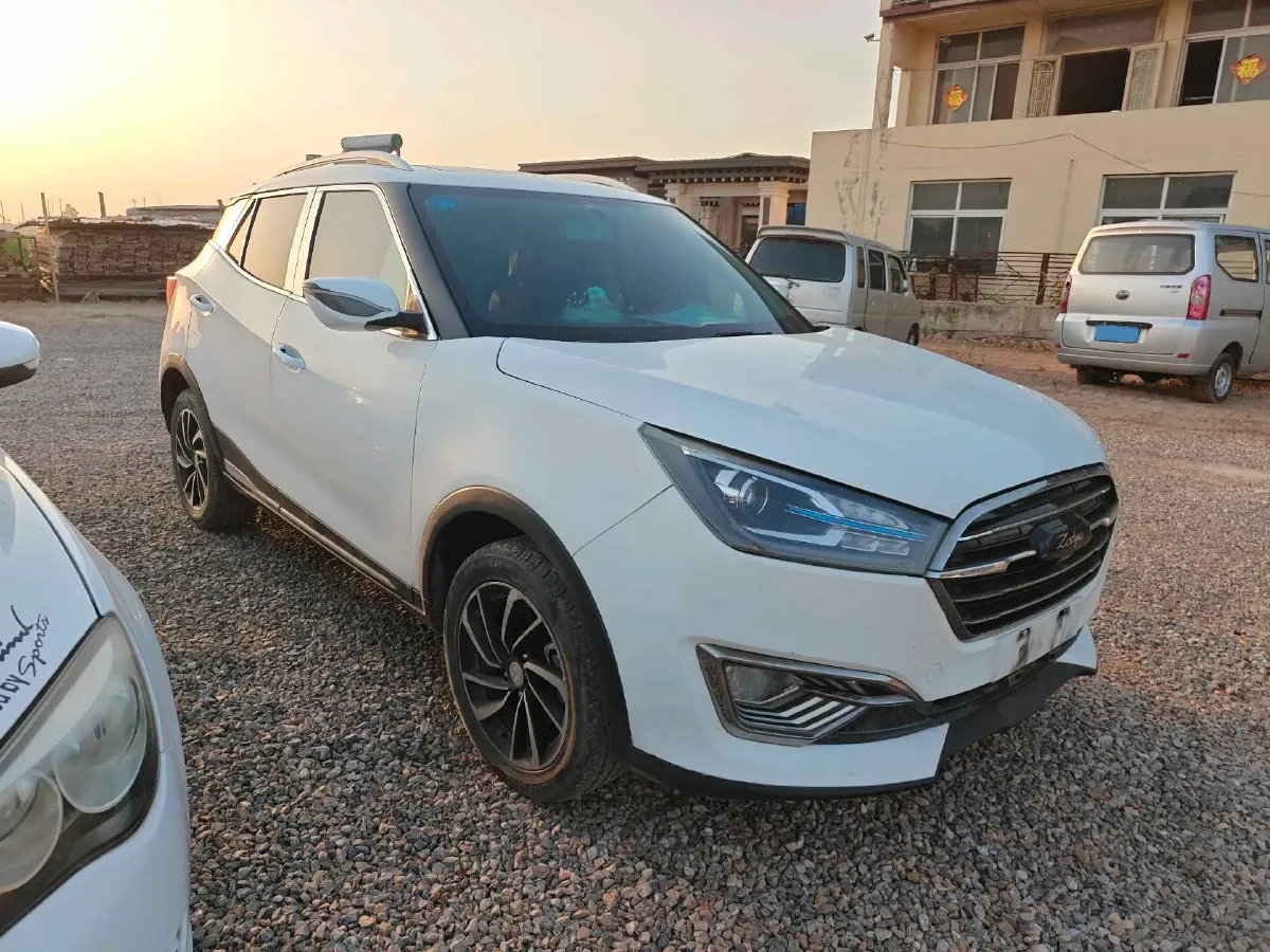 2017 Zotye T300 1.5T 144HP L4 CVT,autocango,china used car exporter,china ev exporter,chinese used car exporter,chinese used ev exporter