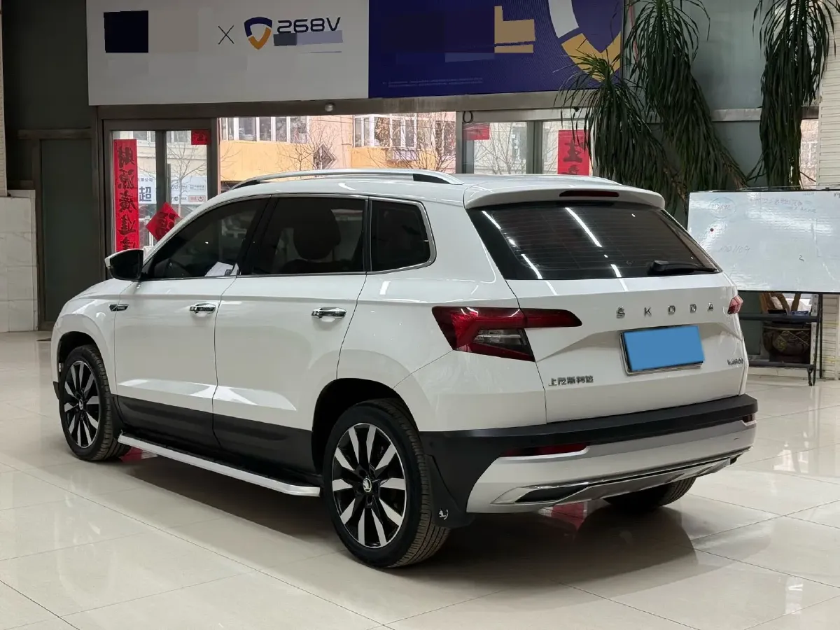 2021 Skoda Karoq 1.4T 150HP L4 7DCT,autocango,china used car exporter,china ev exporter,chinese used car exporter,chinese used ev exporter