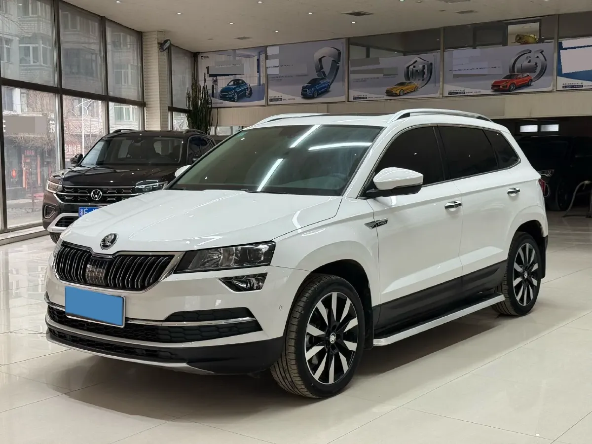 2021 Skoda Karoq 1.4T 150HP L4 7DCT,autocango,china used car exporter,china ev exporter,chinese used car exporter,chinese used ev exporter