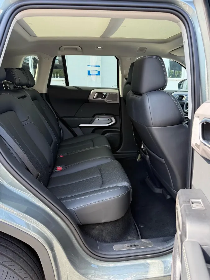 2025 FangChengBao Tai 3 BEV,autocango,china used car exporter,china ev exporter,chinese used car exporter,chinese used ev exporter