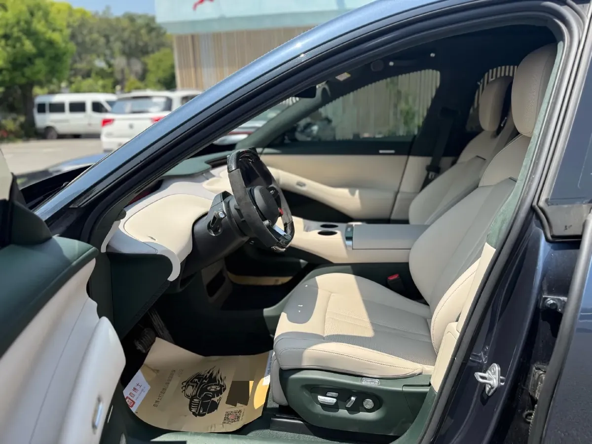 2025 MI YU7 BEV 101.7KWH,autocango,china used car exporter,china ev exporter,chinese used car exporter,chinese used ev exporter