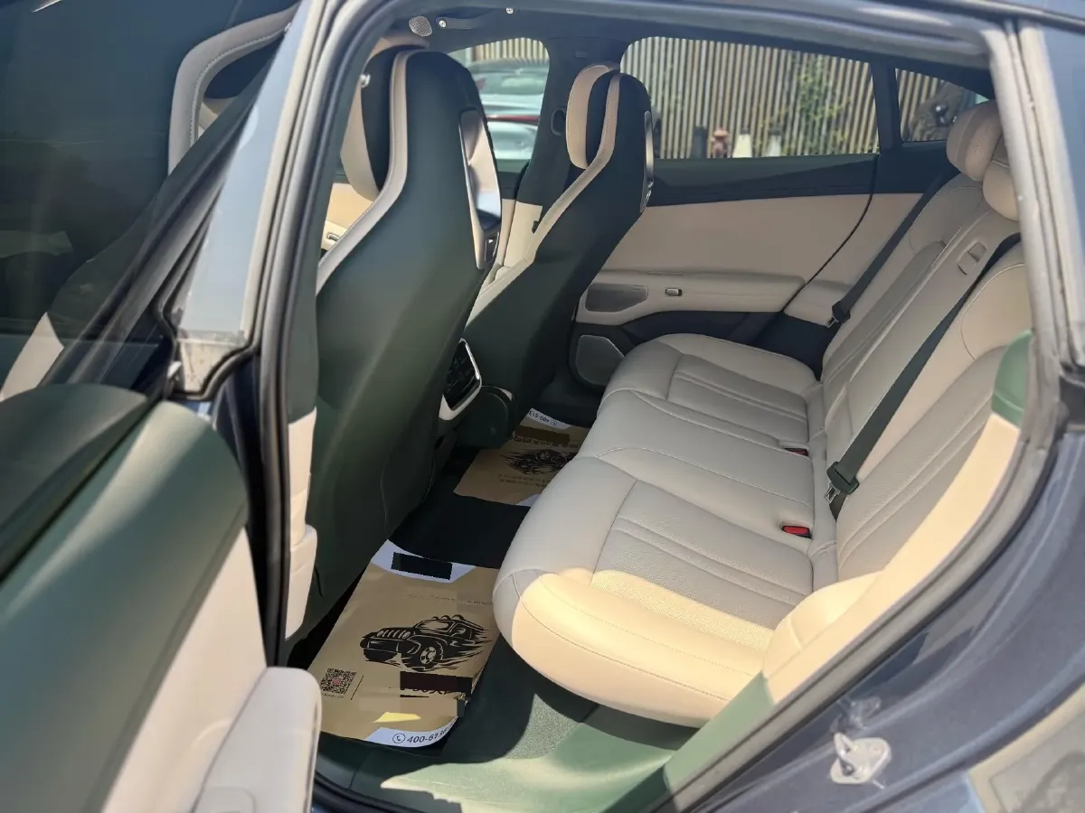 2025 MI YU7 BEV 101.7KWH,autocango,china used car exporter,china ev exporter,chinese used car exporter,chinese used ev exporter