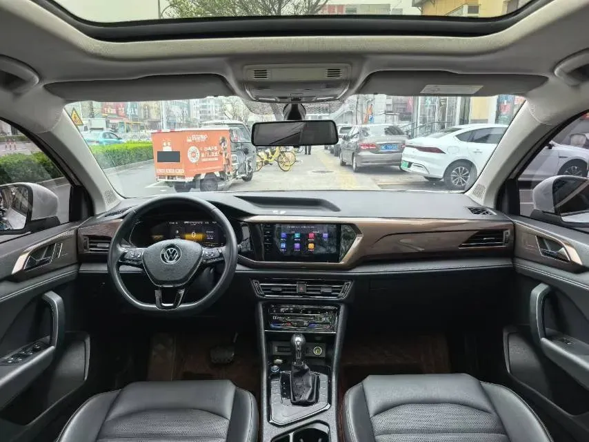 2021 Volkswagen Tharu 1.4T 150HP L4 7DCT,autocango,china used car exporter,china ev exporter,chinese used car exporter,chinese used ev exporter