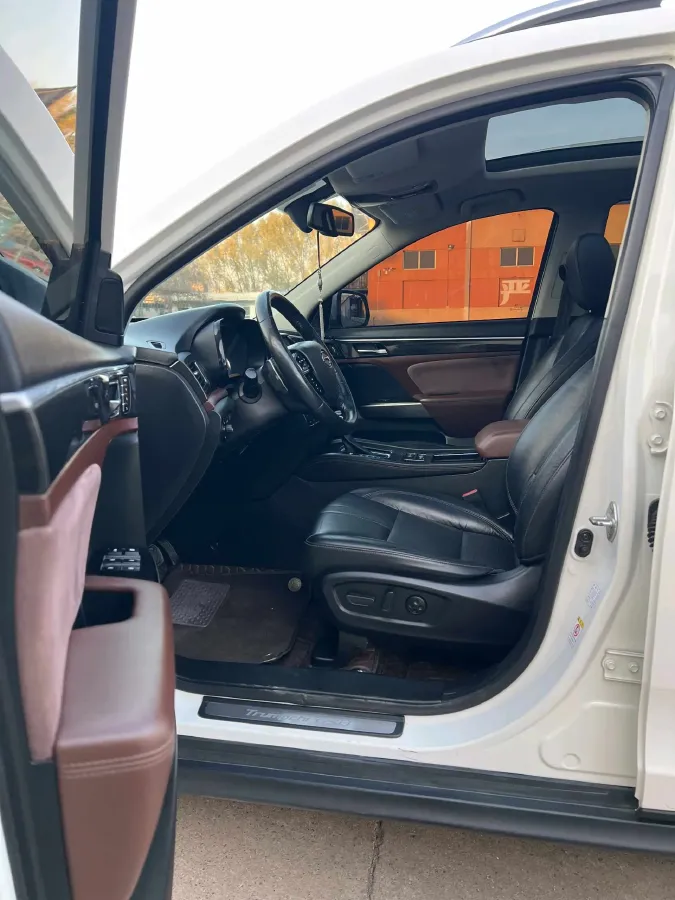 2017 GAC Trumpchi GS8 2.0T 201HP L4 6AT,autocango,china used car exporter,china ev exporter,chinese used car exporter,chinese used ev exporter