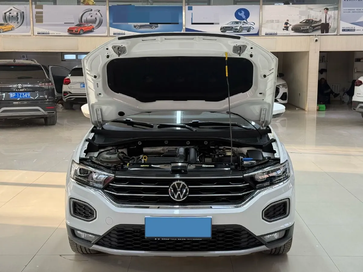 2021 Volkswagen T-Roc 1.4T 150HP L4 7DCT,autocango,china used car exporter,china ev exporter,chinese used car exporter,chinese used ev exporter