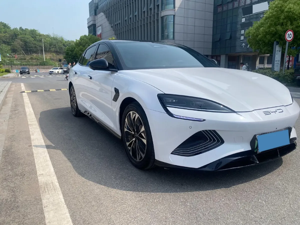 2022 MAXUS DaJia 5 BEV 70KWH,autocango,china used car exporter,china ev exporter,chinese used car exporter,chinese used ev exporter