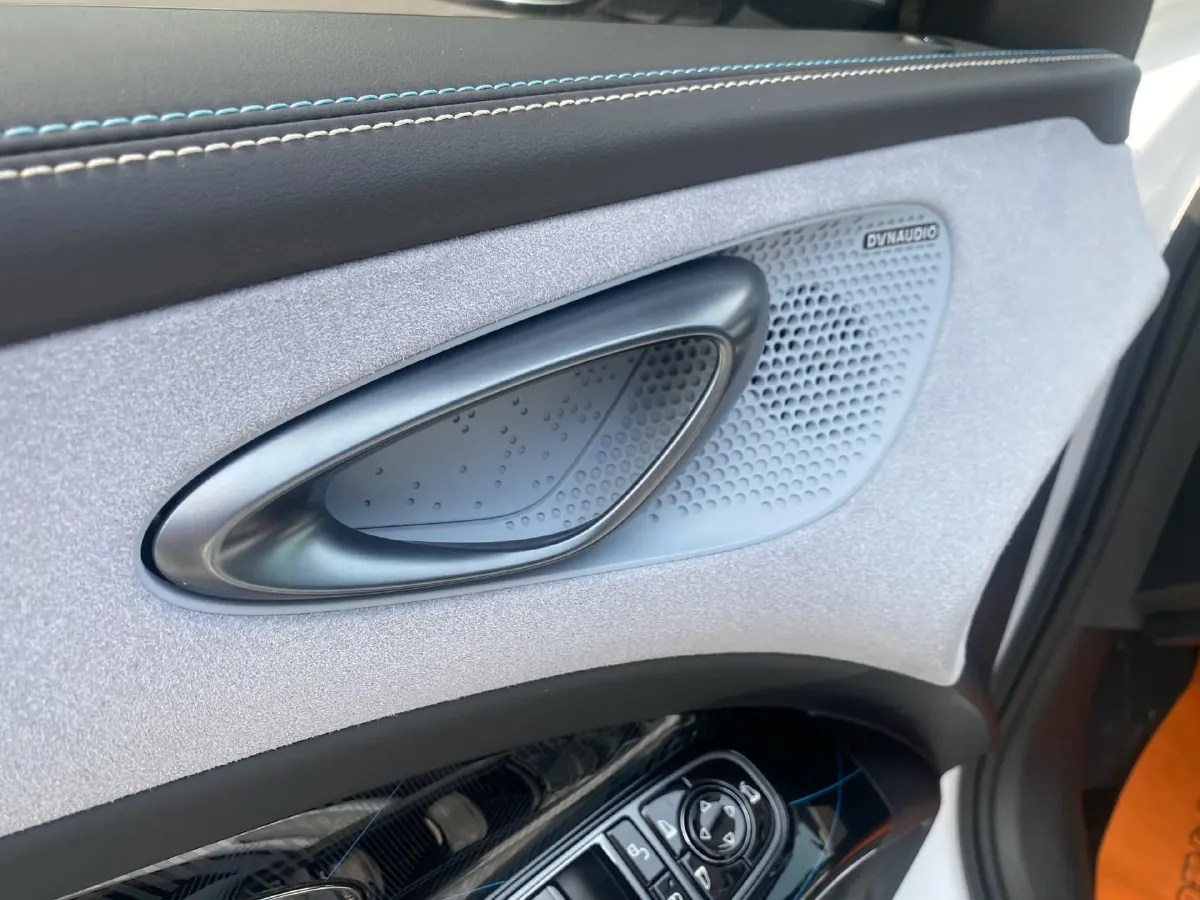 2022 MAXUS DaJia 5 BEV 70KWH,autocango,china used car exporter,china ev exporter,chinese used car exporter,chinese used ev exporter