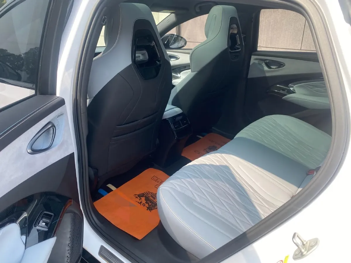 2022 MAXUS DaJia 5 BEV 70KWH,autocango,china used car exporter,china ev exporter,chinese used car exporter,chinese used ev exporter